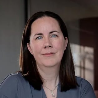 Porträtt av Linda på ekonomikonsult i väst