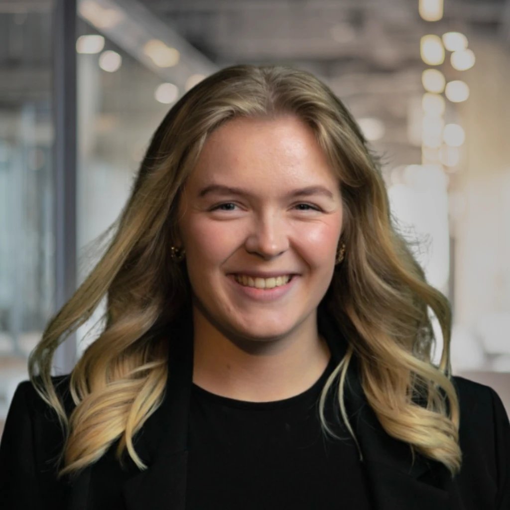 Porträtt av Emma Bjune, webbdesigner på Robin